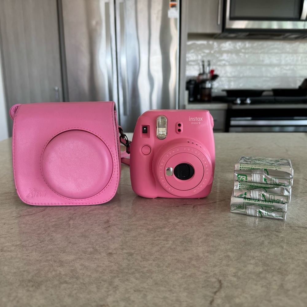 Fujifilm Instax Mini 9 with Strap Case and 3 Packs Instant Film